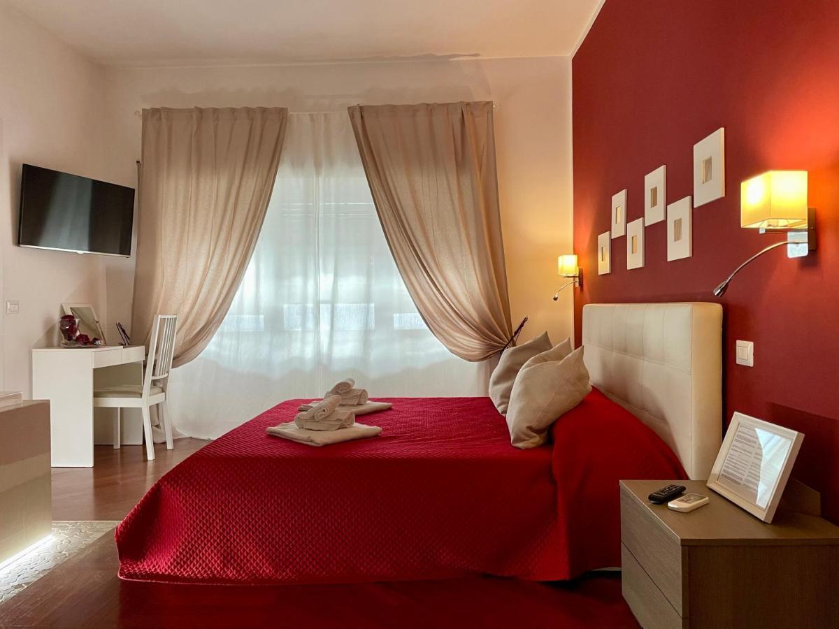 Le Coq Suites Рим Экстерьер фото