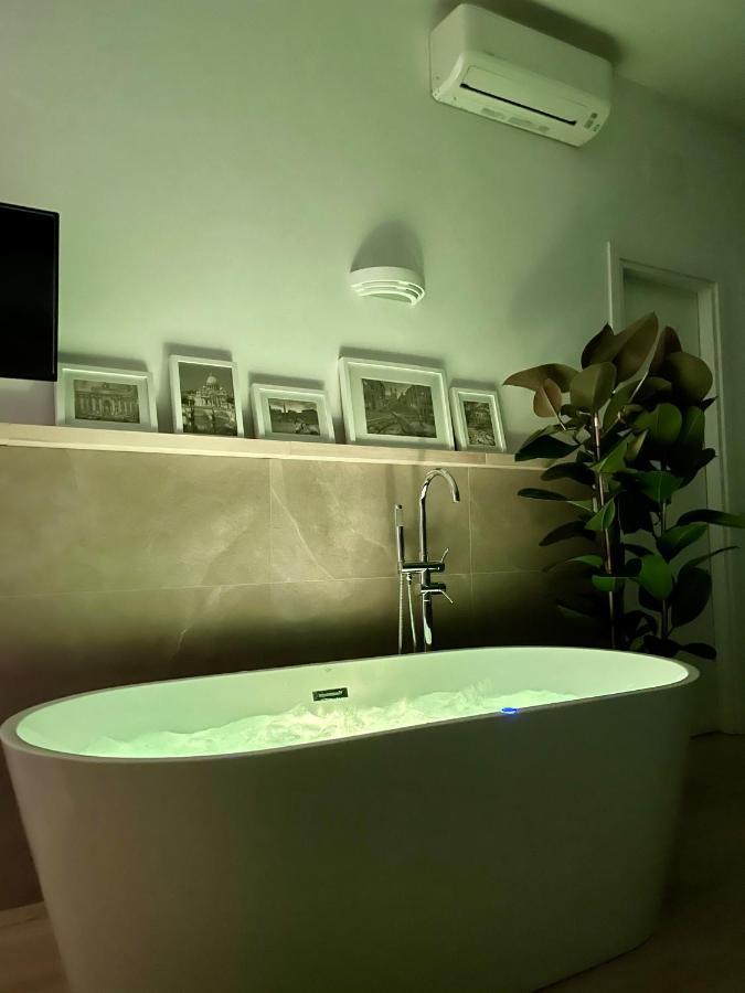 Le Coq Suites Рим Экстерьер фото