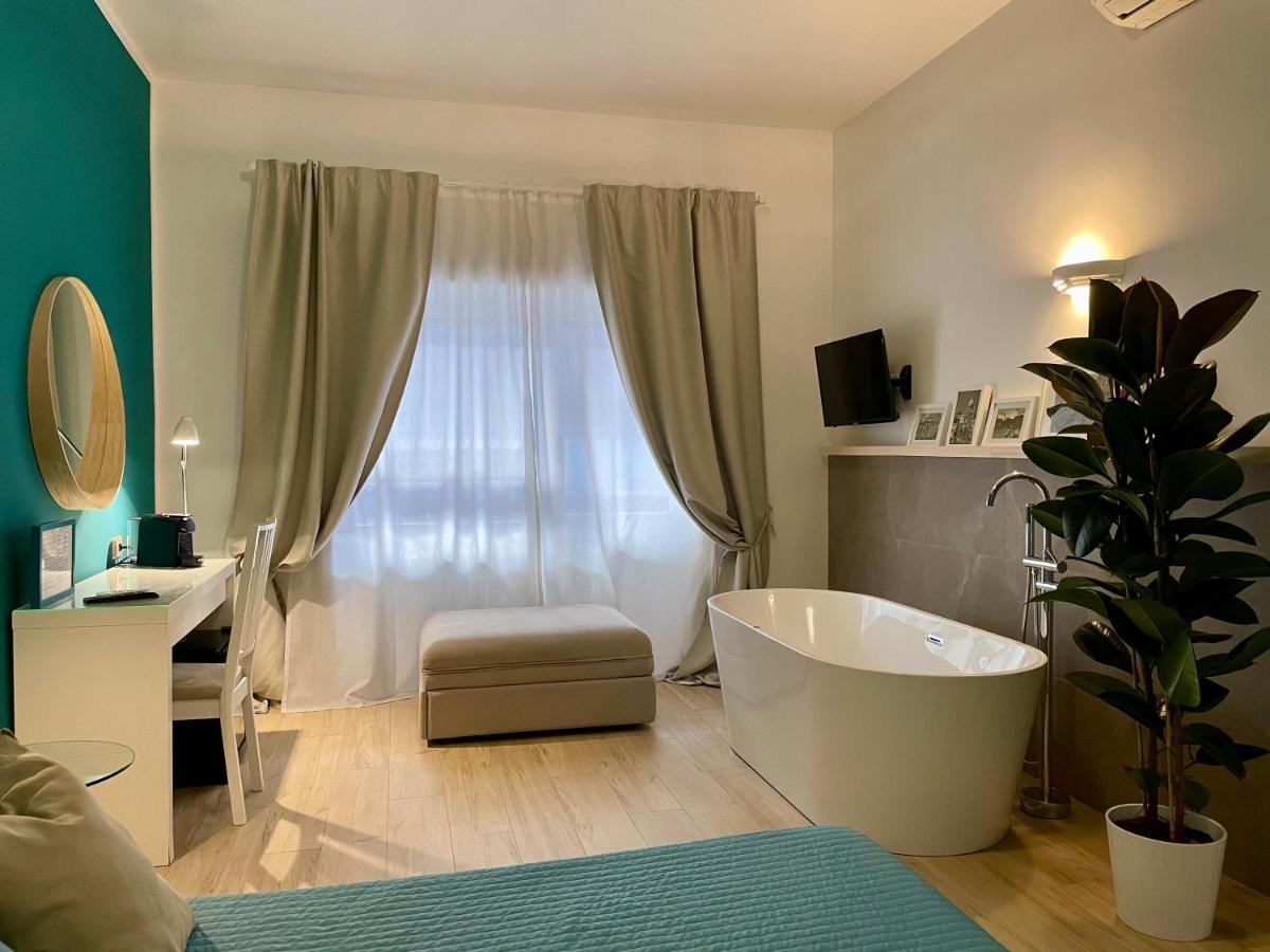 Le Coq Suites Рим Экстерьер фото
