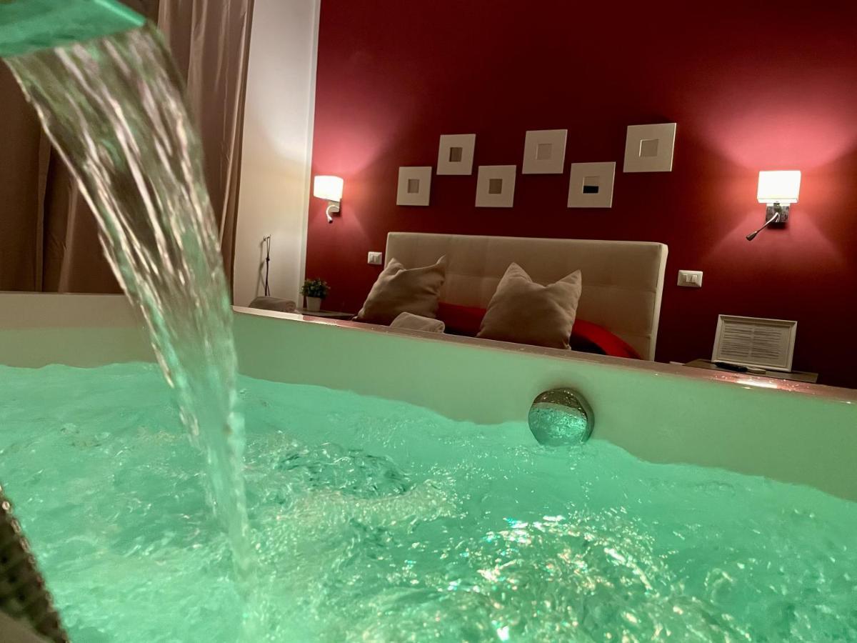 Le Coq Suites Рим Экстерьер фото