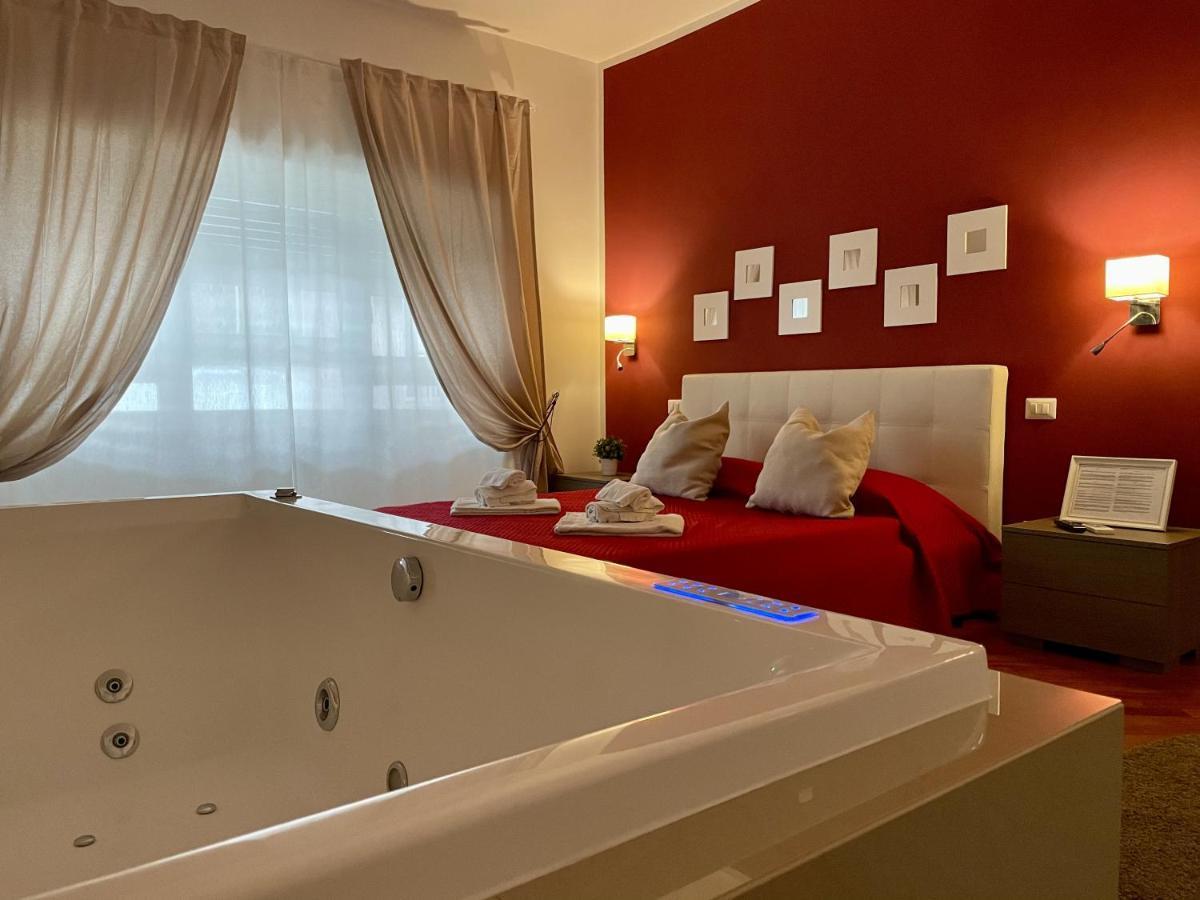 Le Coq Suites Рим Экстерьер фото